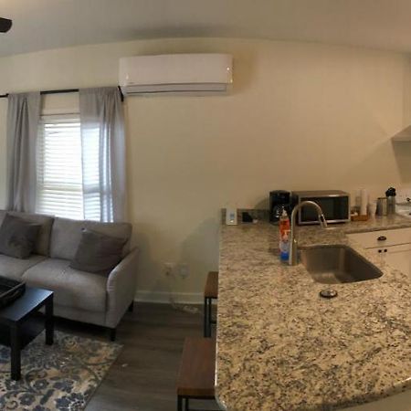Lakewoodlyon Park Renovated Cottage Near Duke 23A เดอแรม ภายนอก รูปภาพ