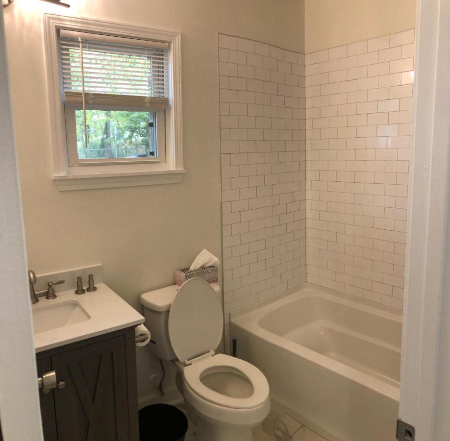 Lakewoodlyon Park Renovated Cottage Near Duke 23A เดอแรม ภายนอก รูปภาพ